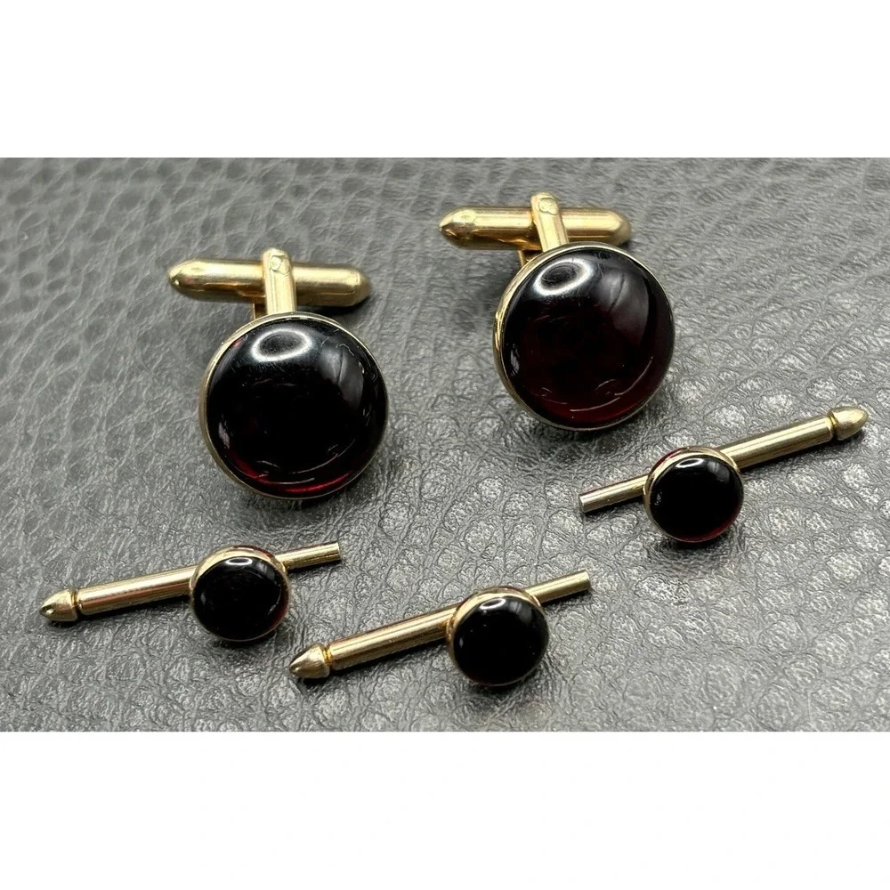 Vintage Swank Deep Red Cabochon Cufflinks Shirt Studs Cuff Buttons Gold Tone Set
